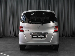 Минивэн Honda Freed 2016 года, 1229000 рублей, Тюмень