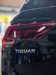 Внедорожник Volkswagen Tiguan 2018 года, 2380000 рублей, Красноярск