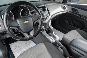 Седан Chevrolet Cruze 2012 года, 719000 рублей, Тюмень