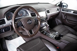 Внедорожник Volkswagen Touareg 2015 года, 3200000 рублей, Пермь