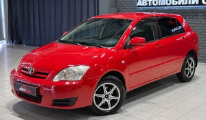 Хетчбэк Toyota Corolla 2006 года, 637000 рублей, Красноярск