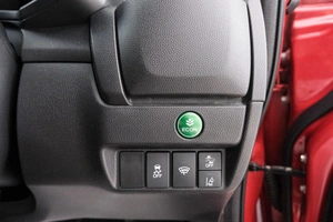 Хетчбэк Honda Fit 2017 года, 1469000 рублей, Красноярск