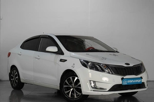 Седан Kia Rio 2013 года, 799000 рублей, Челябинск