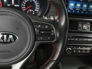 Седан Kia Optima 2018 года, 2170000 рублей, Ставрополь