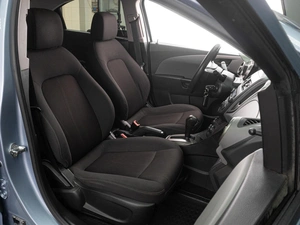 Седан Chevrolet Aveo 2012 года, 719000 рублей, Тюмень