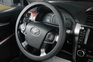 Седан Toyota Camry 2012 года, 1499000 рублей, Тюмень