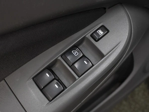 Седан Nissan Almera Classic 2011 года, 580000 рублей, Омск