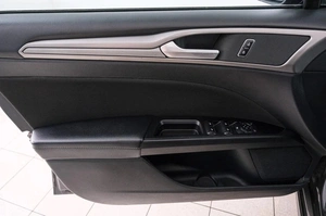 Седан Ford Fusion (North America) 2016 года, 1599000 рублей, Красноярск