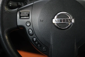 Внедорожник Nissan Qashqai 2011 года, 1049000 рублей, Омск