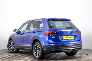 Внедорожник Volkswagen Tiguan 2018 года, 2259000 рублей, Пермь