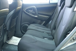 Внедорожник Toyota RAV4 2012 года, 1549000 рублей, Омск