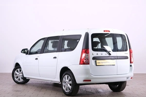 Универсал ВАЗ (LADA) Largus 2024 года, 1549000 рублей, Омск