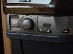 Седан BMW 7 серия 2004 года, 699000 рублей, Воронеж