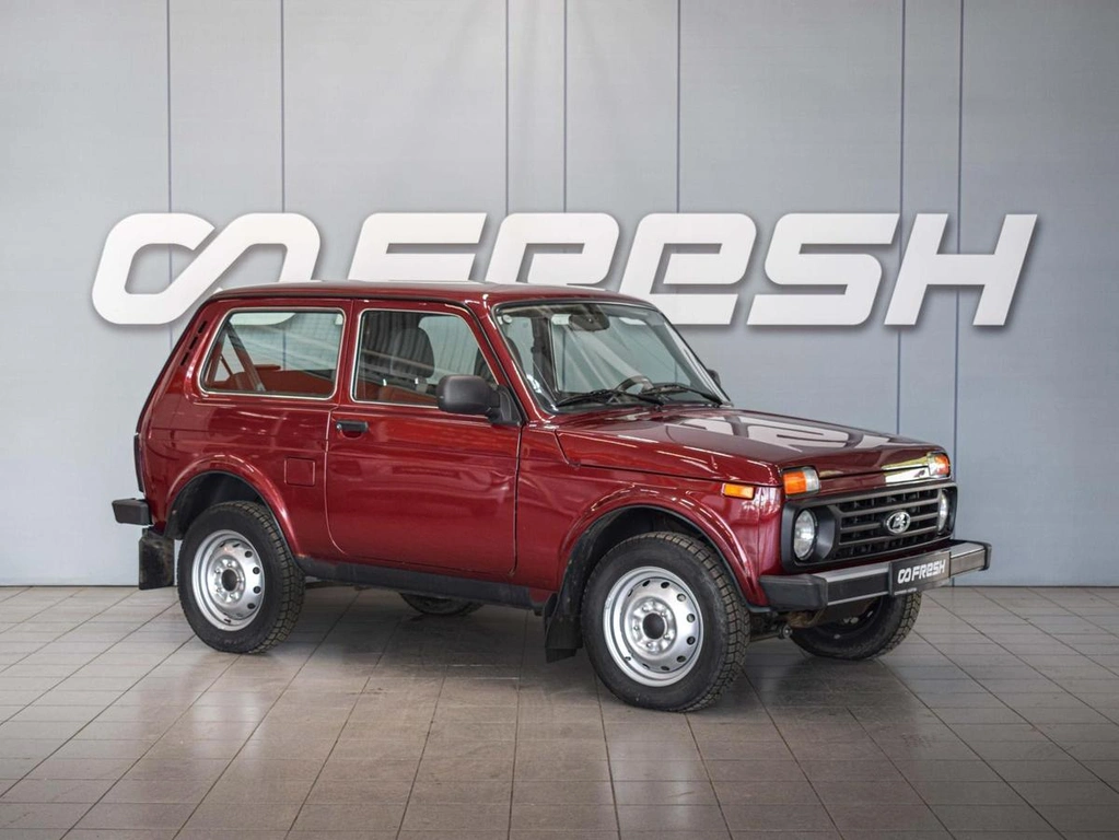 Внедорожник ВАЗ (LADA) 4x4 (Нива) 2018 года, 690000 рублей, Муром