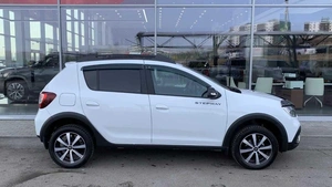 Хетчбэк Renault Sandero Stepway 2021 года, 1220000 рублей, Солонцы