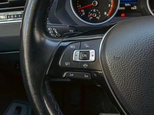 Внедорожник Volkswagen Tiguan 2018 года, 2550000 рублей, Краснодар