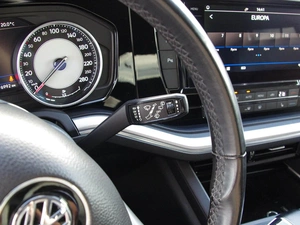 Внедорожник Volkswagen Touareg 2019 года, 3749000 рублей, Владимир