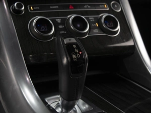 Внедорожник Land Rover Range Rover Sport 2016 года, 4346000 рублей, Омск