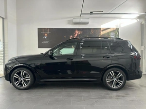 Внедорожник BMW X7 2024 года, 15007500 рублей, Новосибирск