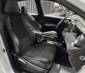 Внедорожник Toyota RAV4 2016 года, 2690000 рублей, Красноярск