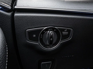 Седан Mercedes-benz E-класс 2019 года, 2750000 рублей, Краснодар