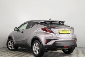 Внедорожник Toyota C-HR 2018 года, 1949000 рублей, Пермь