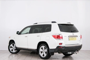 Внедорожник Toyota Highlander 2012 года, 2199000 рублей, Красноярск