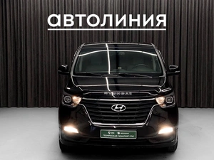 Минивэн Hyundai H-1 2021 года, 2970000 рублей, Красноярск
