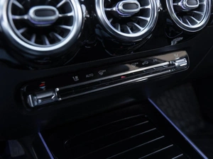 Внедорожник Mercedes-benz GLA-класс 2020 года, 3199000 рублей, Волгоград