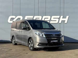Минивэн Toyota Noah 2015 года, 1689000 рублей, Ижевск