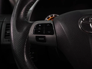 Седан Toyota Corolla 2011 года, 909000 рублей, Воронеж