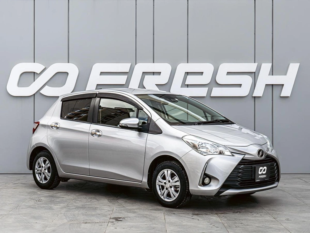 Хетчбэк Toyota Vitz 2019 года, 998000 рублей, Краснодар