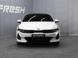 Седан Kia K5 2020 года, 2590000 рублей, Омск