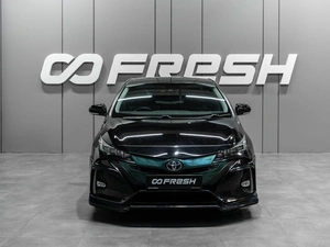 Хетчбэк Toyota Prius PHV 2017 года, 1697000 рублей, Тюмень