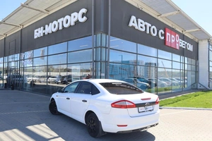 Седан Ford Mondeo 2008 года, 800000 рублей, Мирное