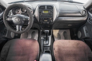 Внедорожник Toyota RAV4 2003 года, 829000 рублей, Барнаул