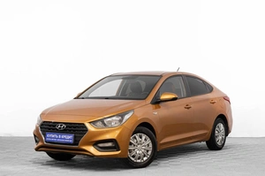 Седан Hyundai Solaris 2018 года, 1359000 рублей, Барнаул