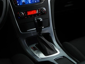 Седан Ford Mondeo 2010 года, 898050 рублей, Москва