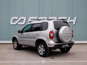 Внедорожник Chevrolet Niva 2012 года, 669000 рублей, Большой Сочи