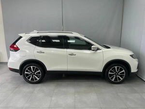 Внедорожник Nissan X-Trail 2019 года, 2350400 рублей, Красноярск