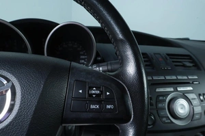 Седан Mazda 3 2011 года, 889000 рублей, Челябинск