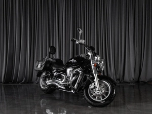 Suzuki Intruder C1800R (VLR 1800) 2011 года, 1156000 рублей, Тюмень