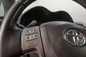 Хетчбэк Toyota Auris 2008 года, 719000 рублей, Челябинск