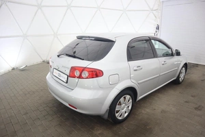 Хэтчбек 4 дв. Chevrolet Lacetti 2011 года, 640000 рублей, Орёл