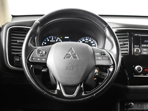 Внедорожник Mitsubishi Outlander 2021 года, 2236900 рублей, Казань