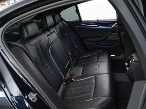 Седан BMW 5 серия 2022 года, 5648888 рублей, Москва