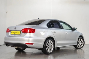 Седан Volkswagen Jetta 2013 года, 1179000 рублей, Челябинск