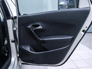 Седан Volkswagen Polo 2014 года, 879000 рублей, Красноярск