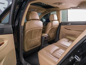 Седан Hyundai Genesis 2011 года, 1349000 рублей, Сургут