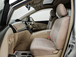 Минивэн Toyota Estima 2012 года, 2000000 рублей, Красноярск